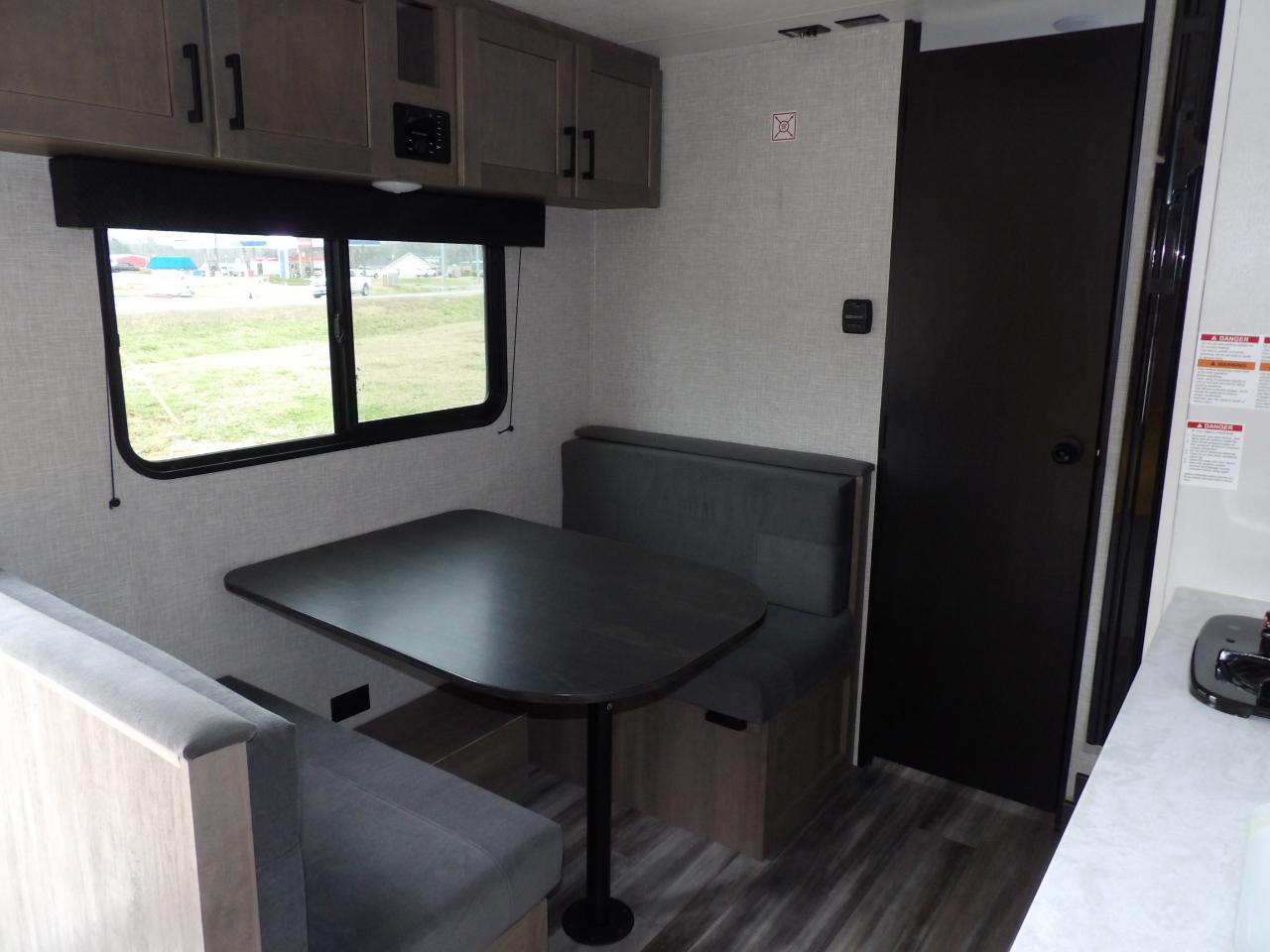 Jayco Jay Flight SLX  2025