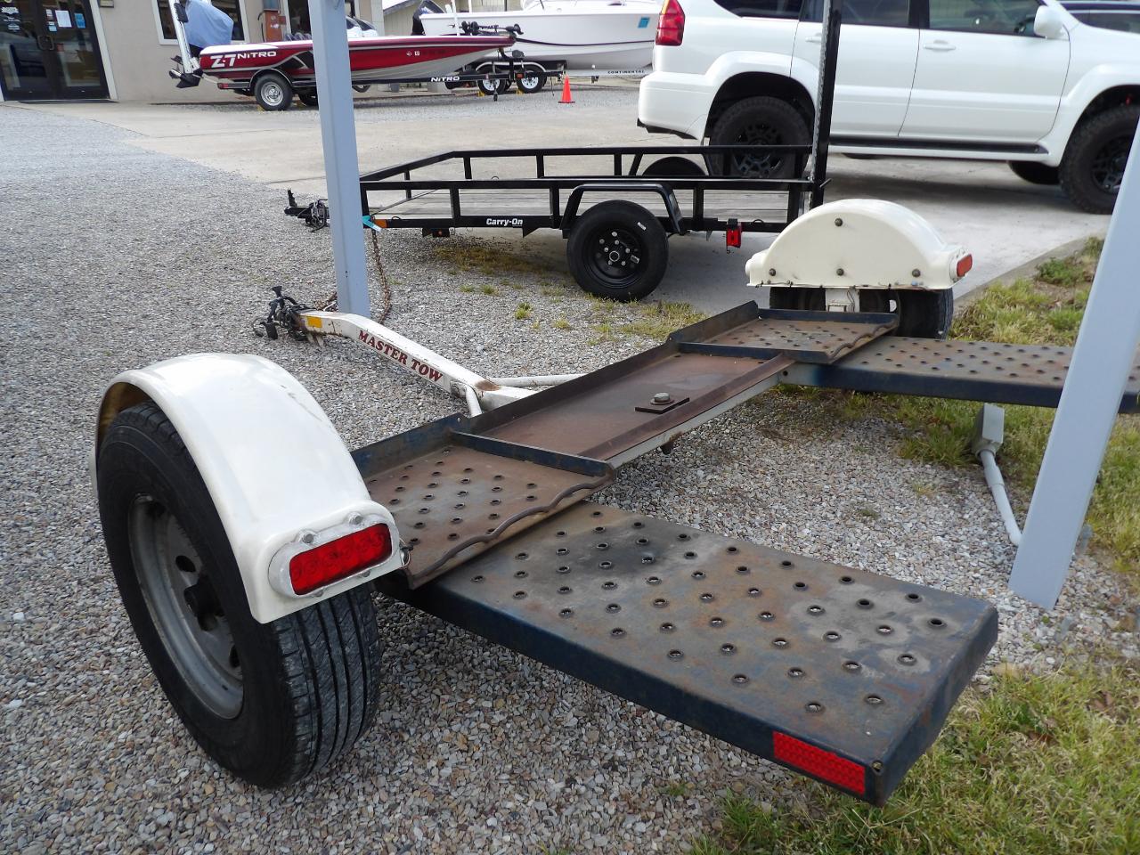 Master Tow Dolly  2015