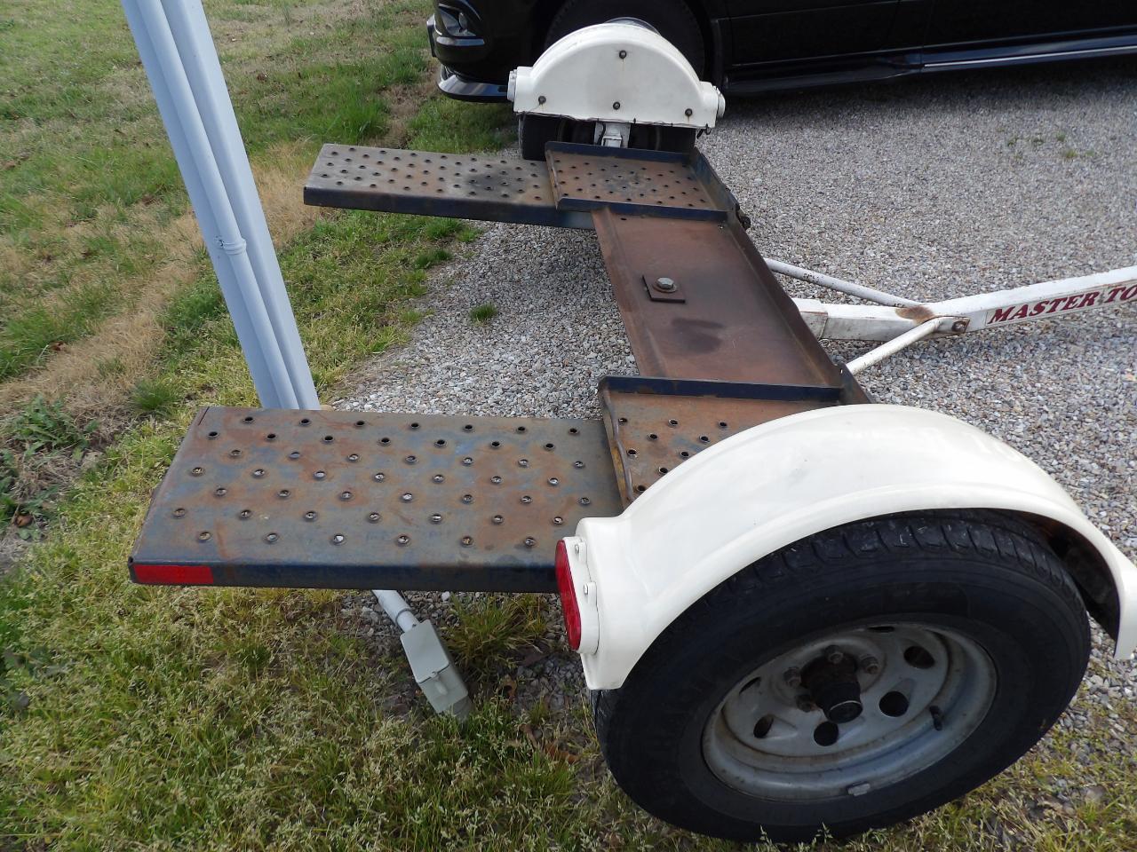 Master Tow Dolly  2015