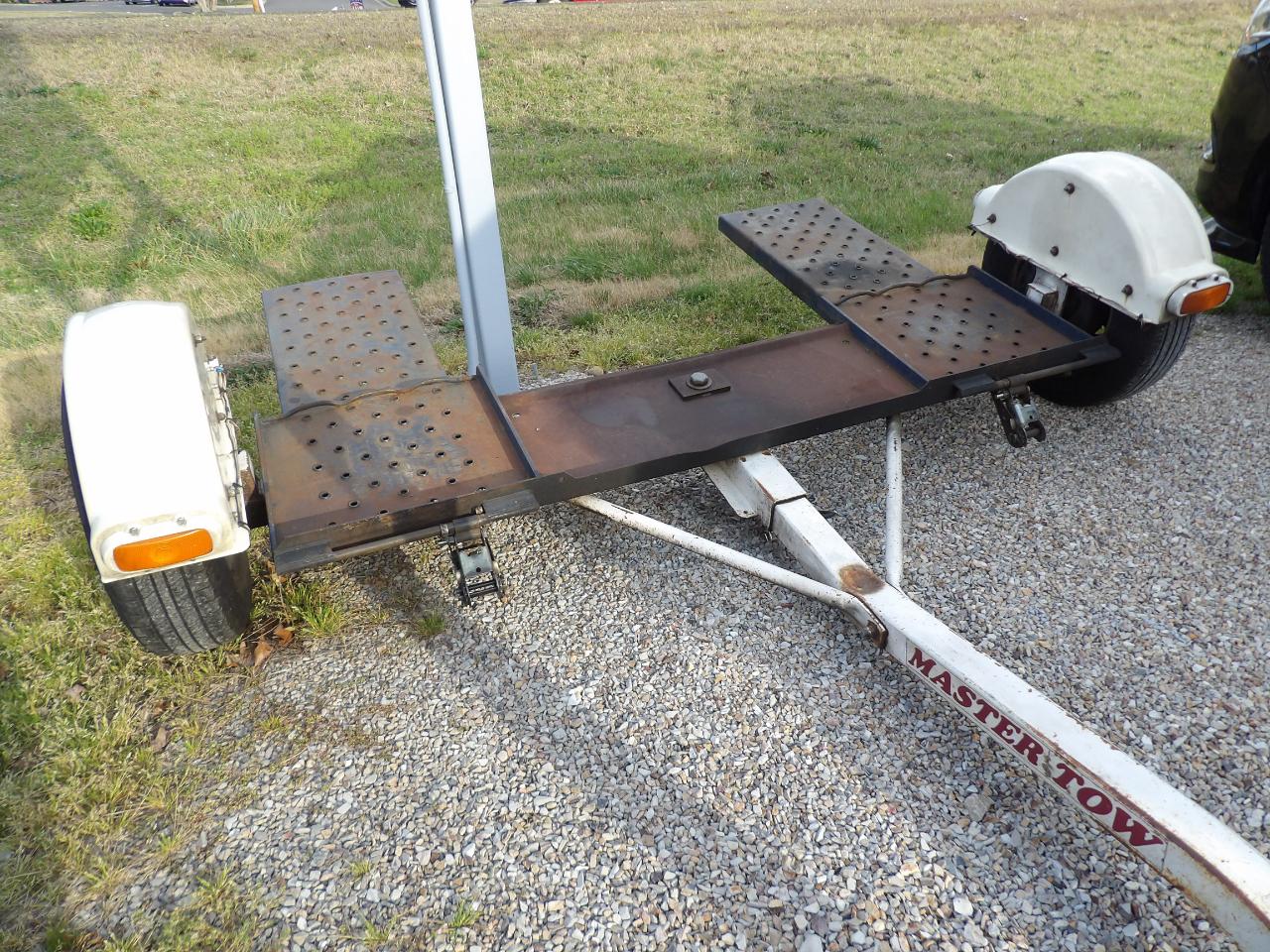 Master Tow Dolly  2015