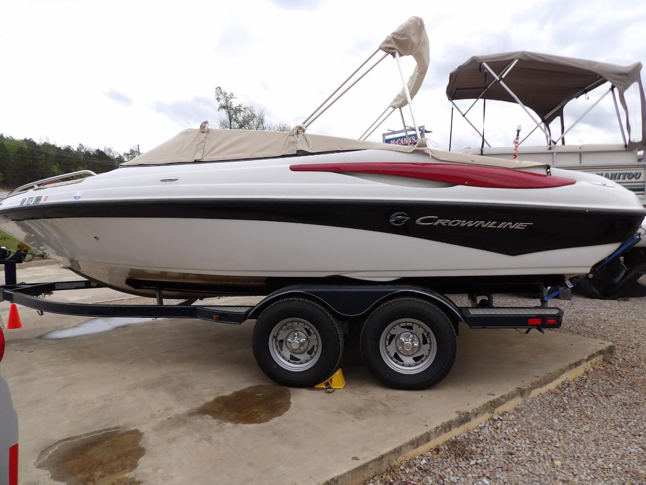 Crownline Bowrider  2012