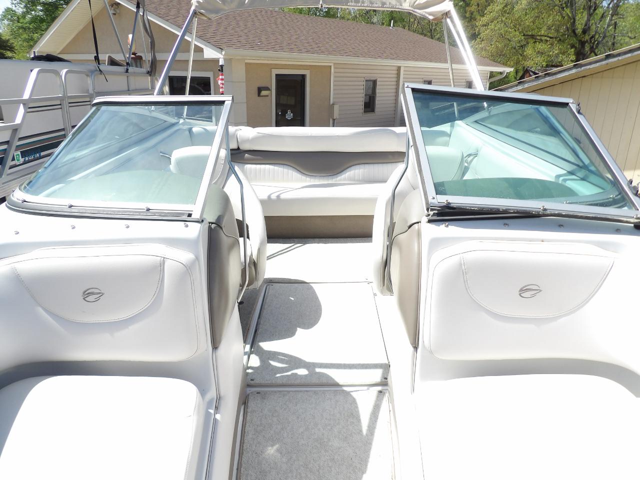 Crownline Bowrider  2012