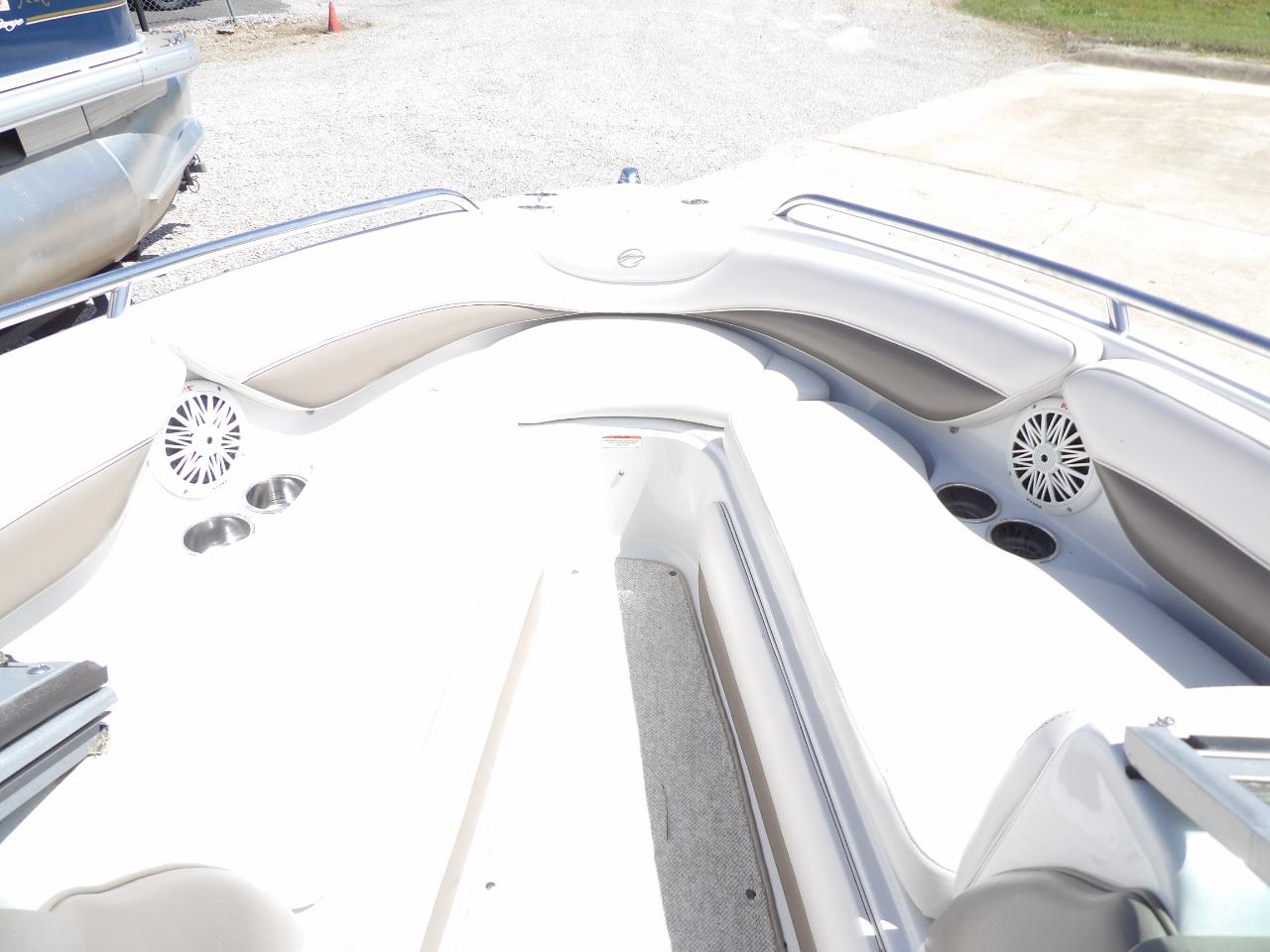Crownline Bowrider  2012