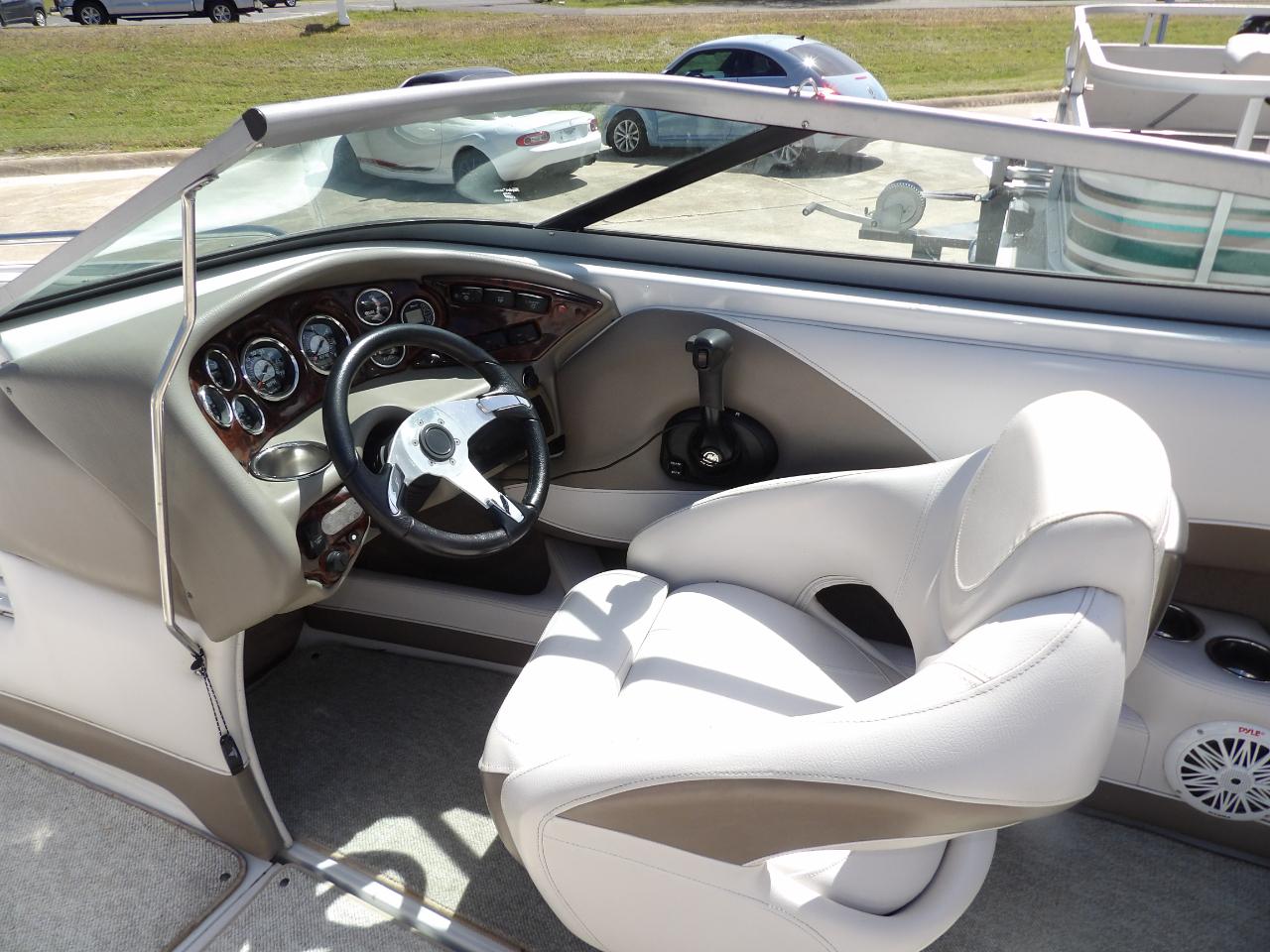 Crownline Bowrider  2012
