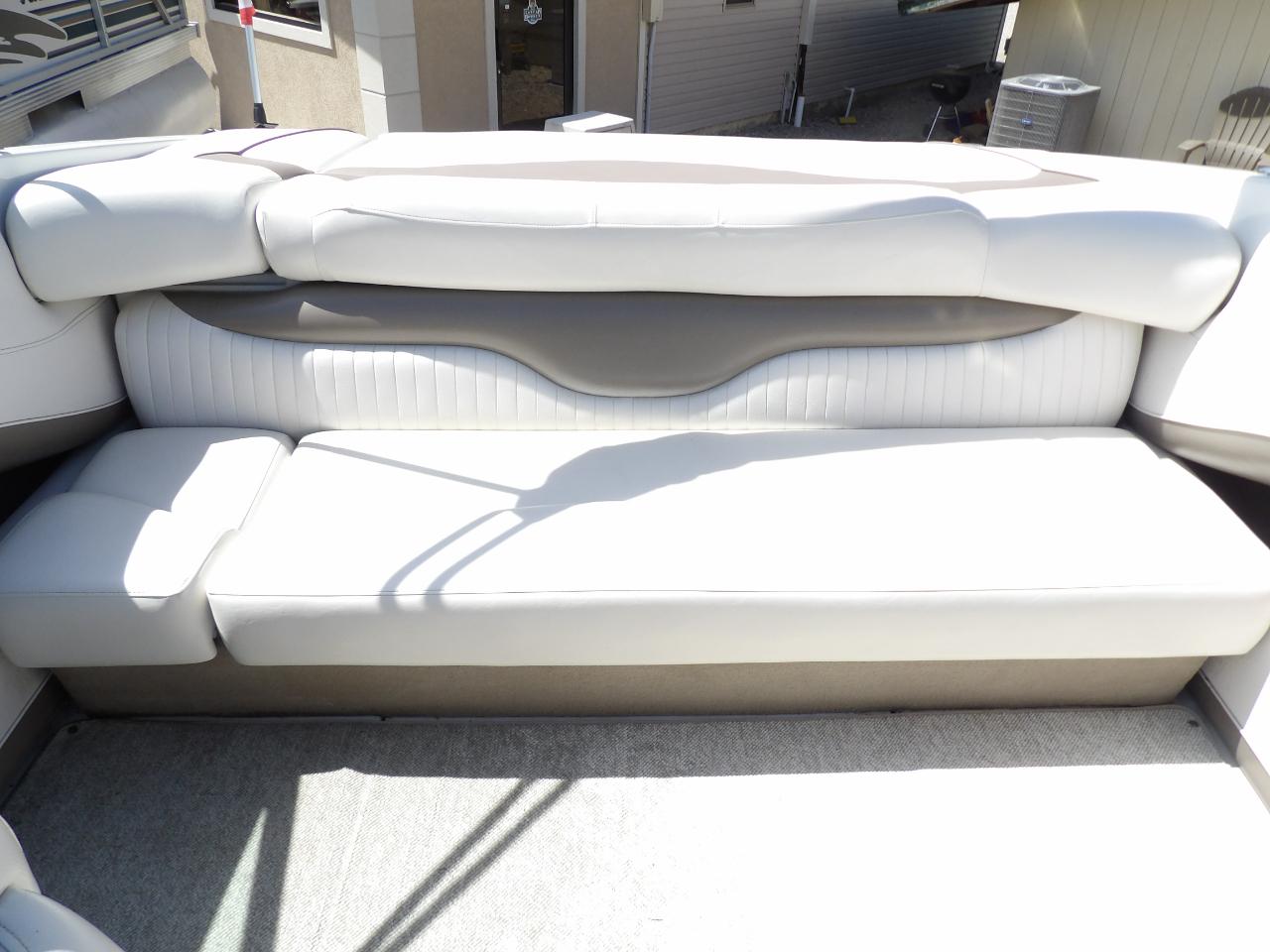 Crownline Bowrider  2012