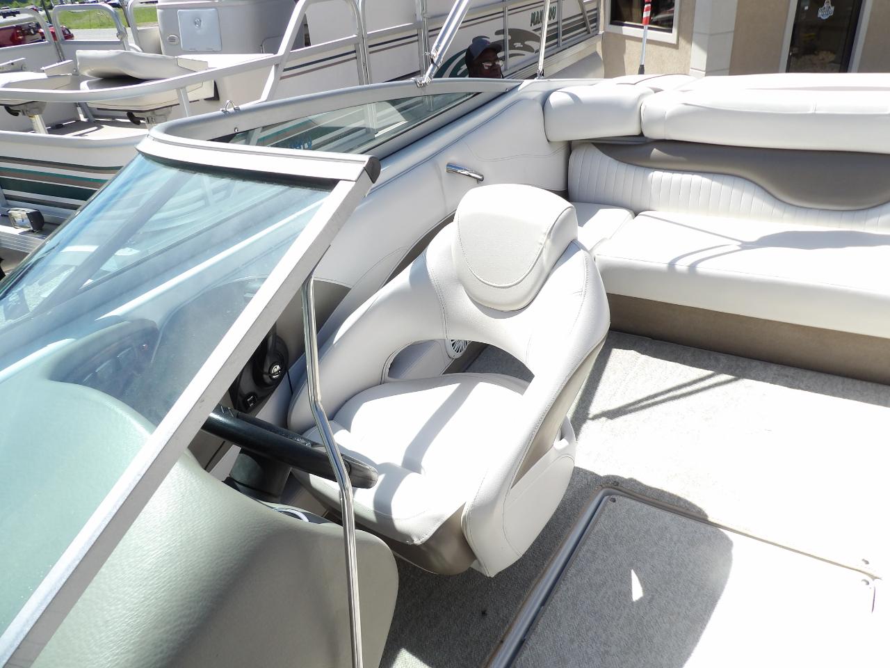 Crownline Bowrider  2012