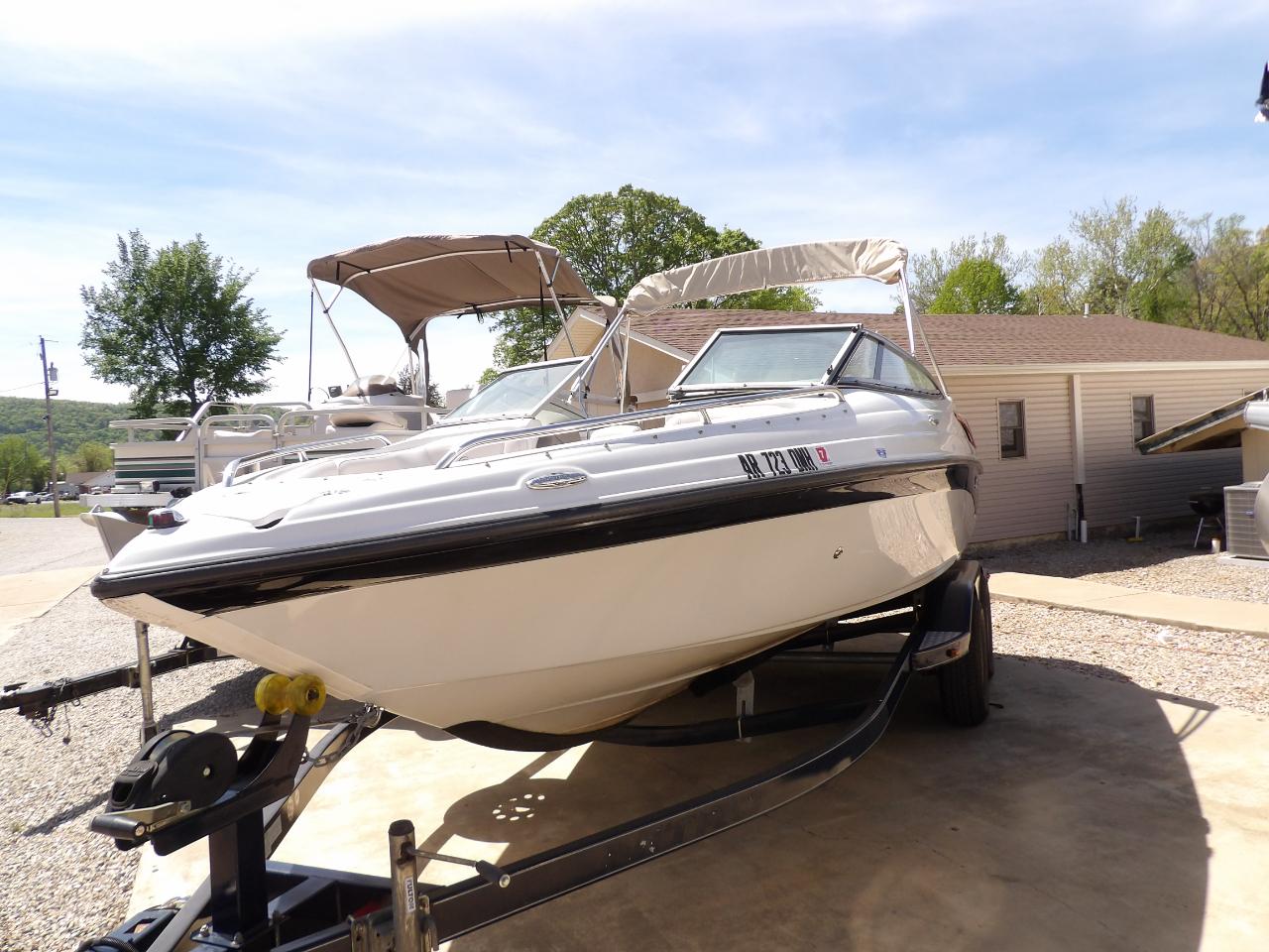 Crownline Bowrider  2012