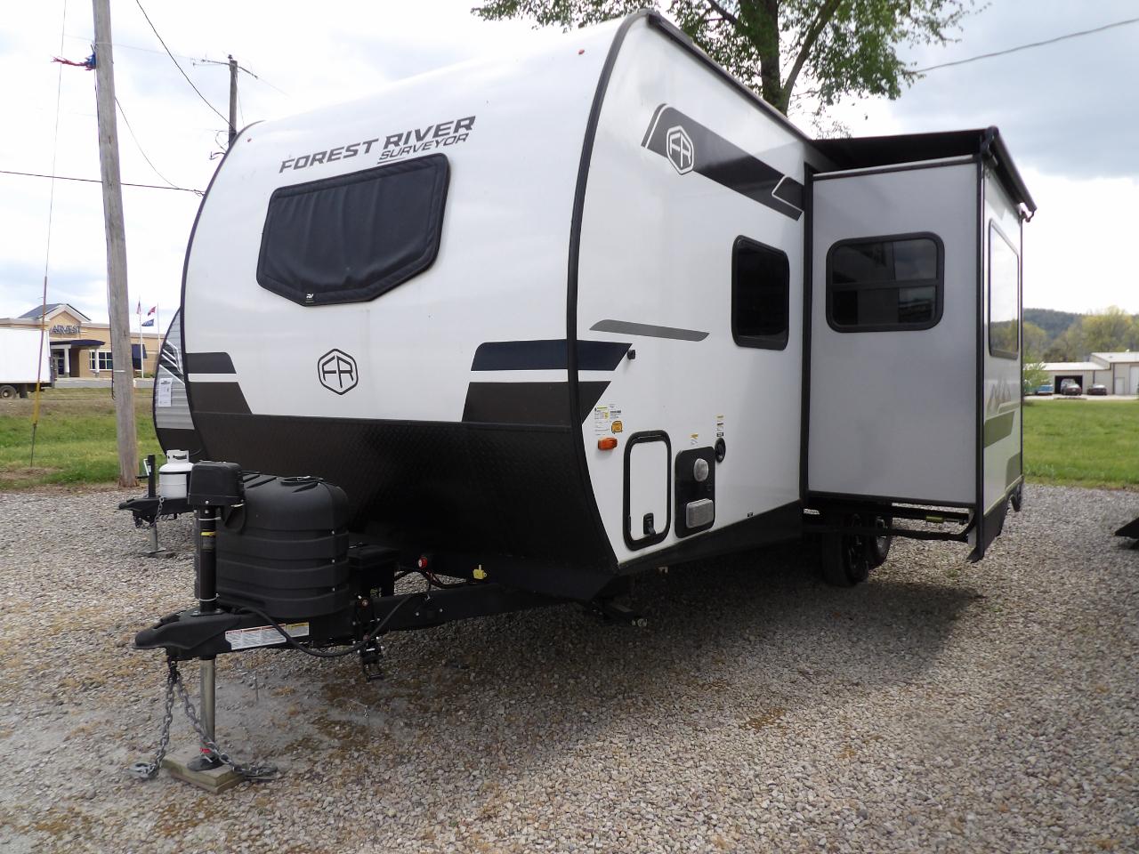 Forest River Surveyor  2025