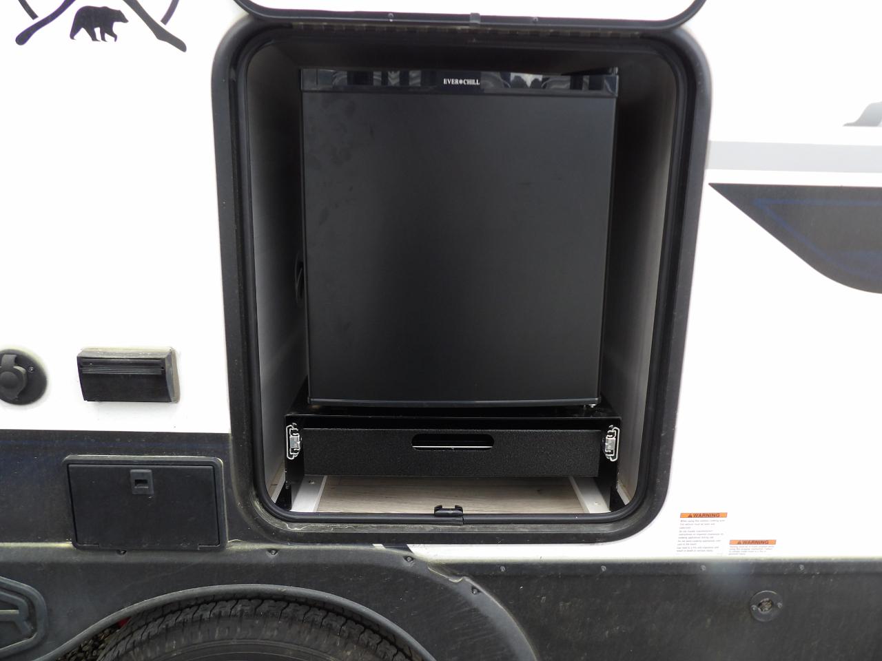 Forest River Surveyor  2025