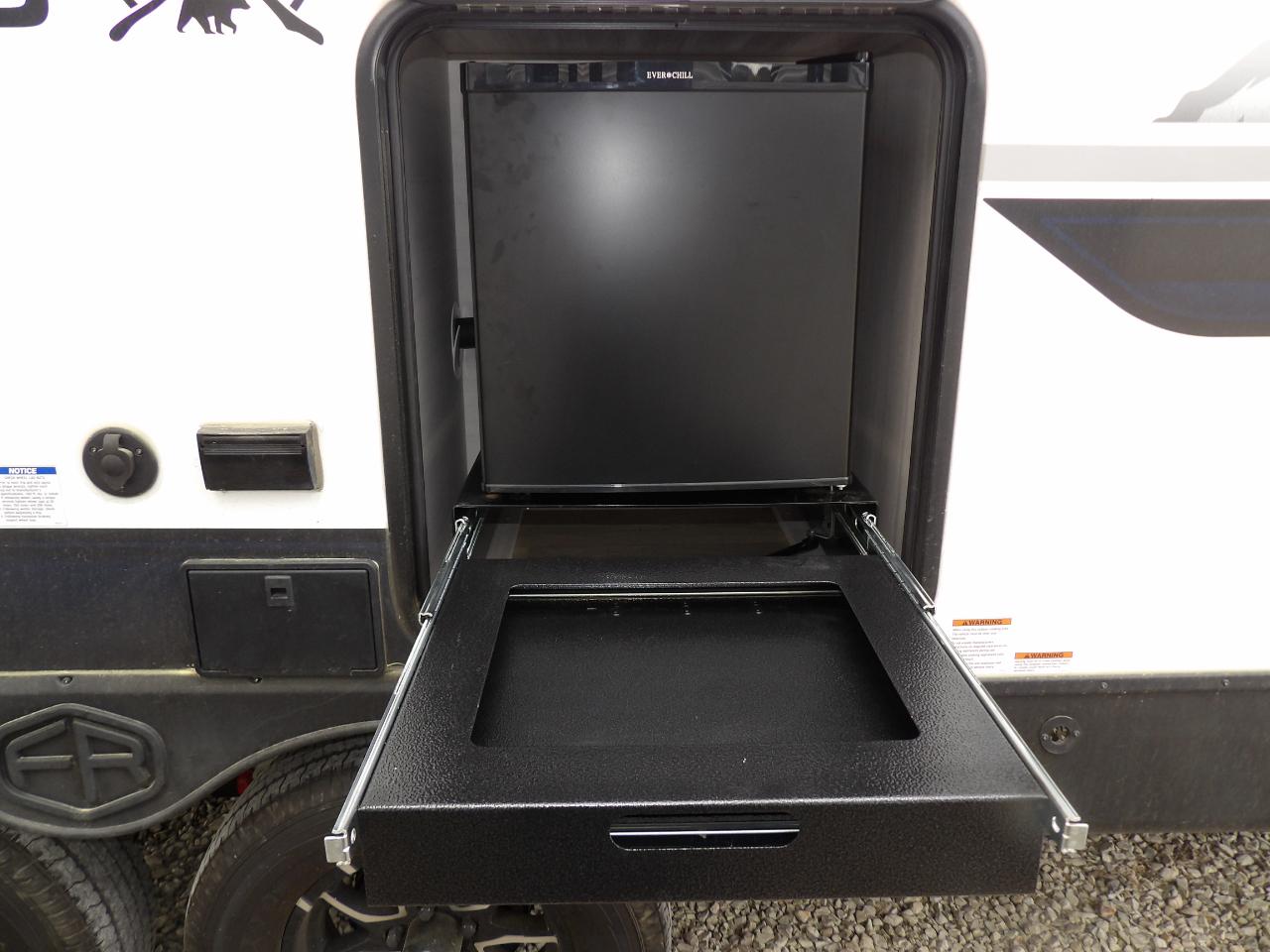 Forest River Surveyor  2025