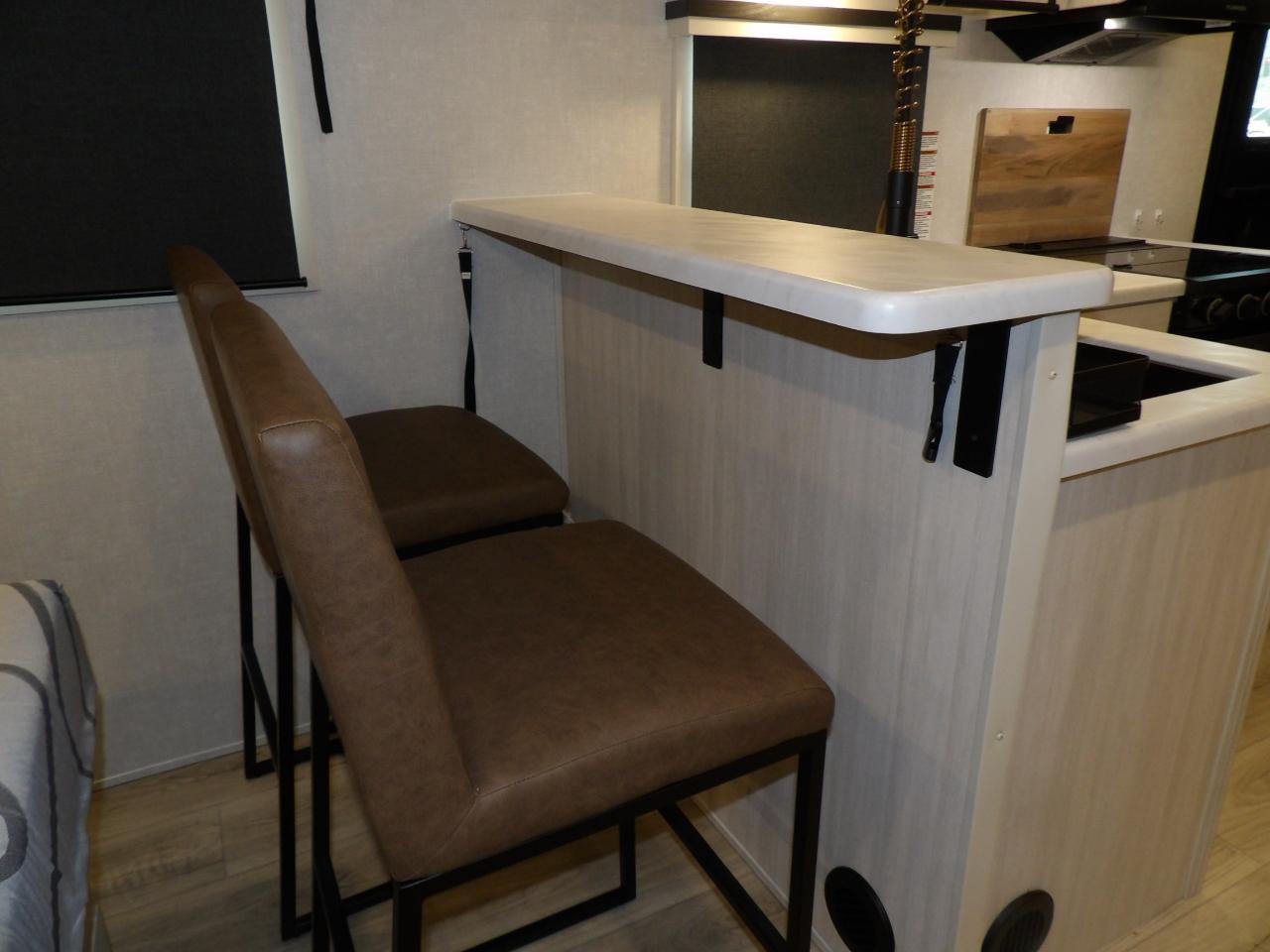 Forest River Surveyor  2025