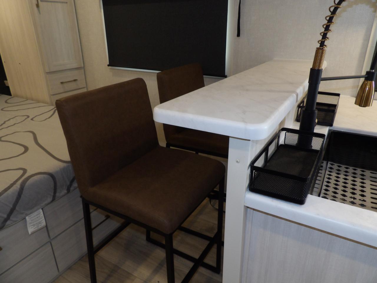 Forest River Surveyor  2025