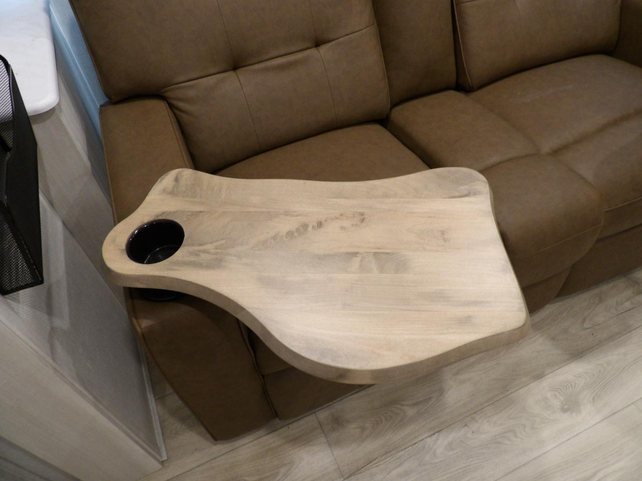 Forest River Surveyor  2025