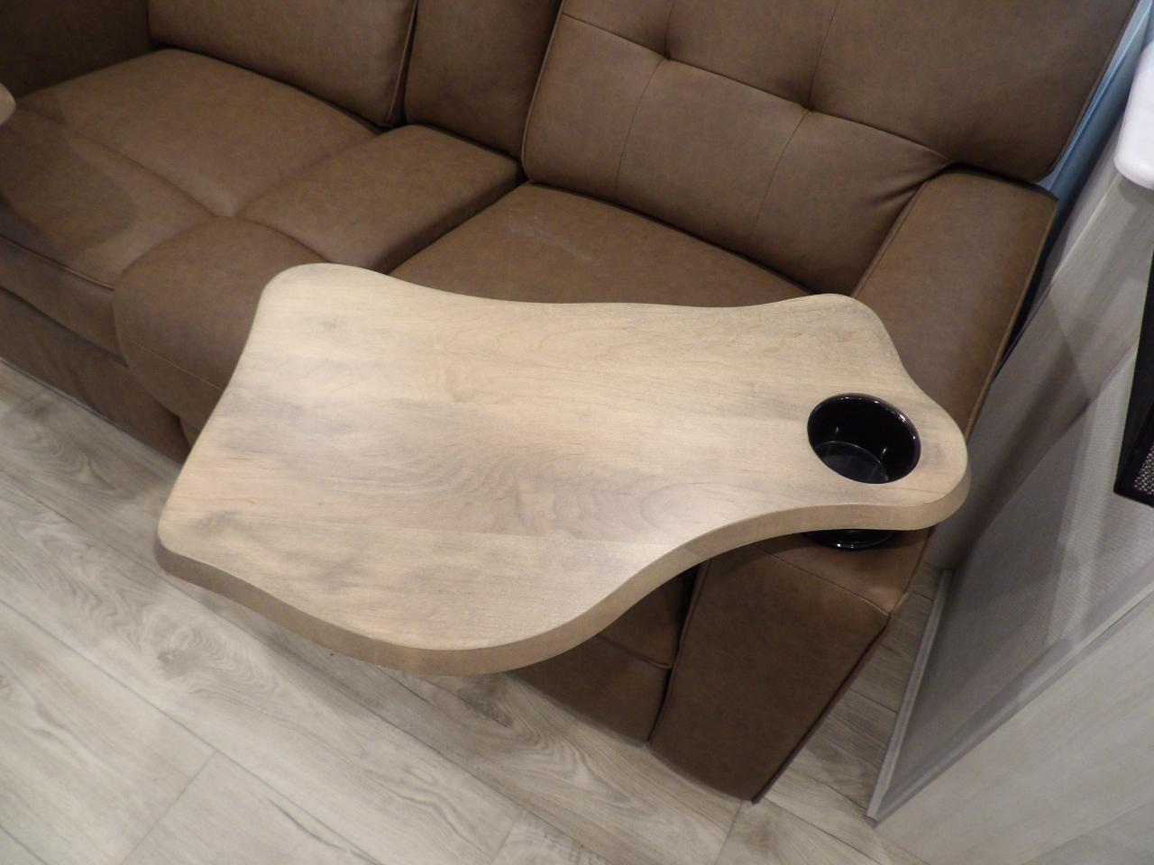 Forest River Surveyor  2025