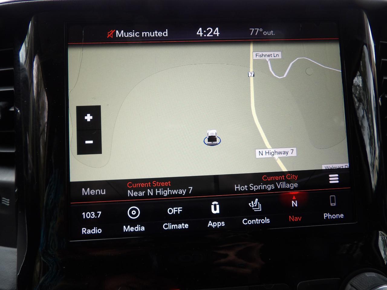 RAM 1500 Laramie 4x2 Crew Cab 5'7" Box 2019