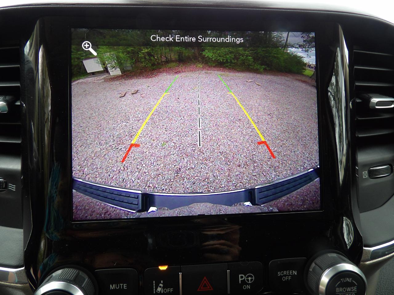 RAM 1500 Laramie 4x2 Crew Cab 5'7" Box 2019