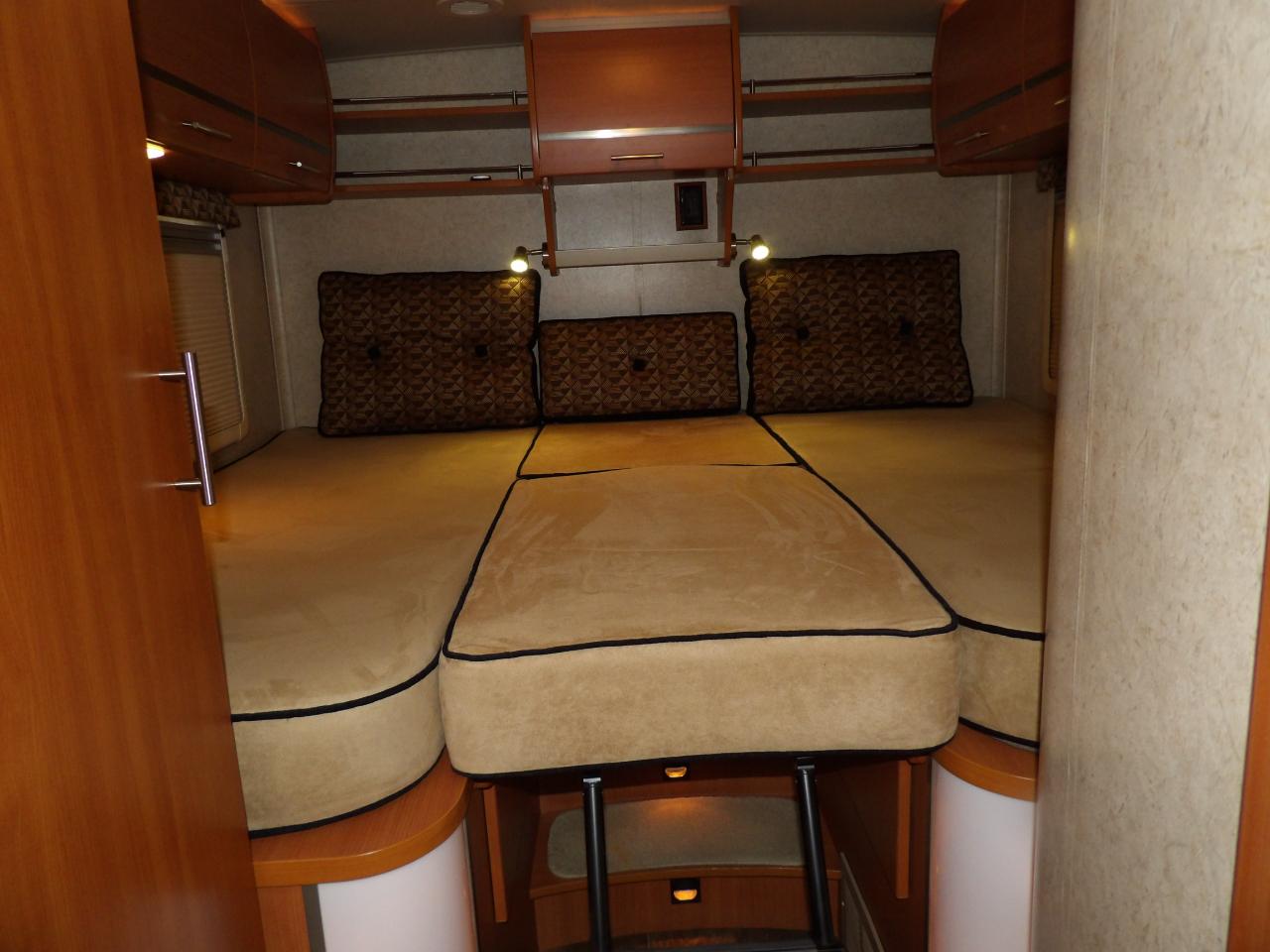 Winnebago Via  2011