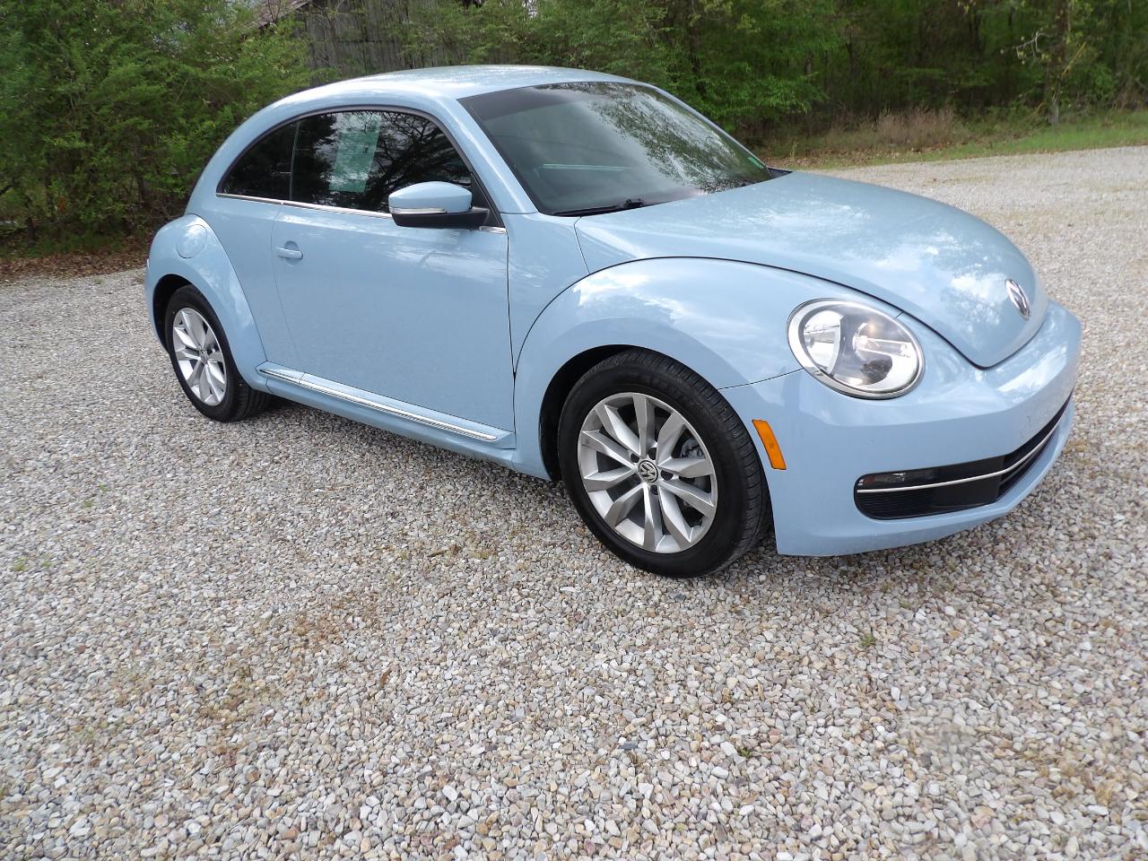 Volkswagen Beetle Coupe 2dr DSG 2.0L TDI 2013