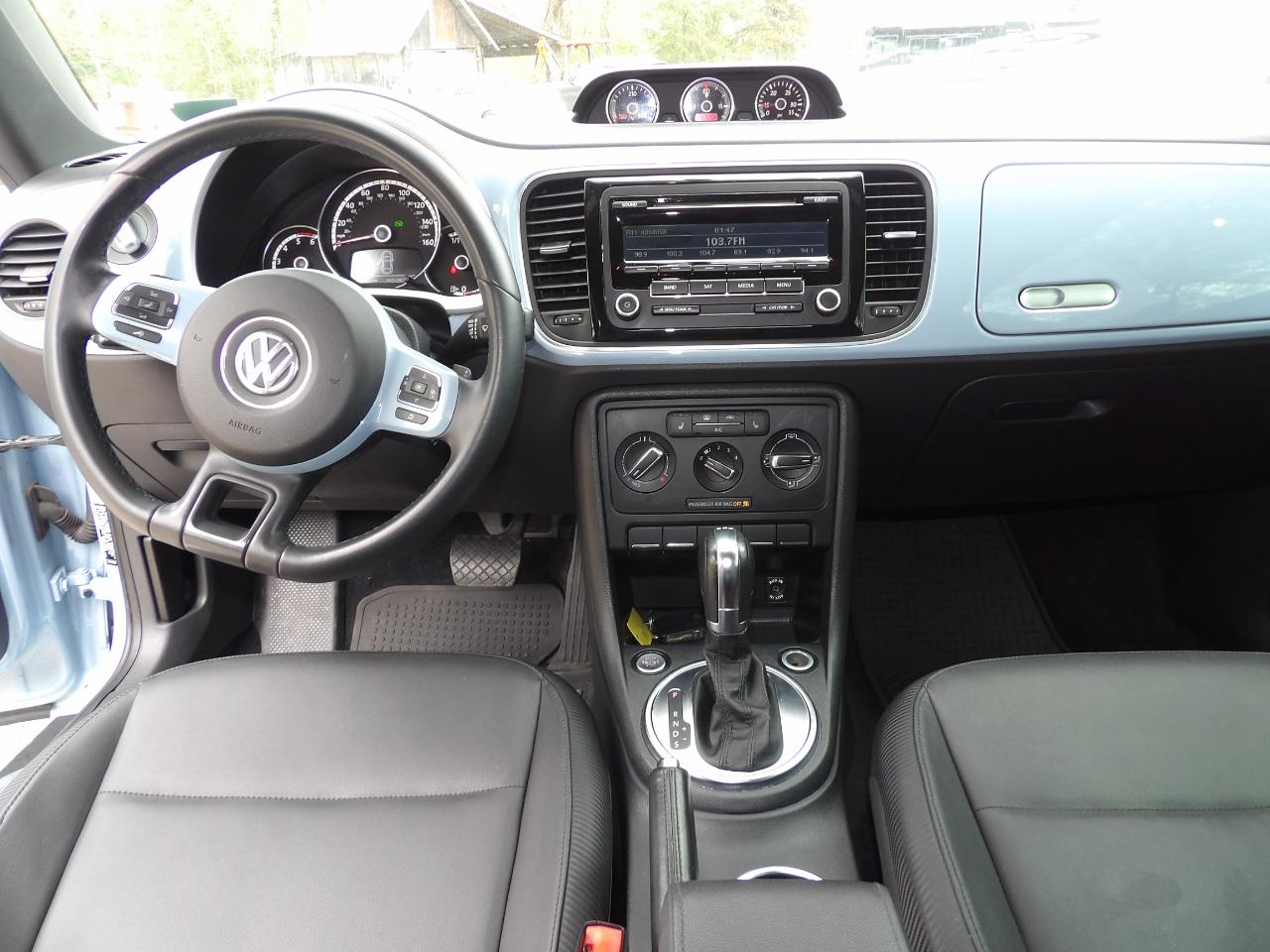Volkswagen Beetle Coupe 2dr DSG 2.0L TDI 2013