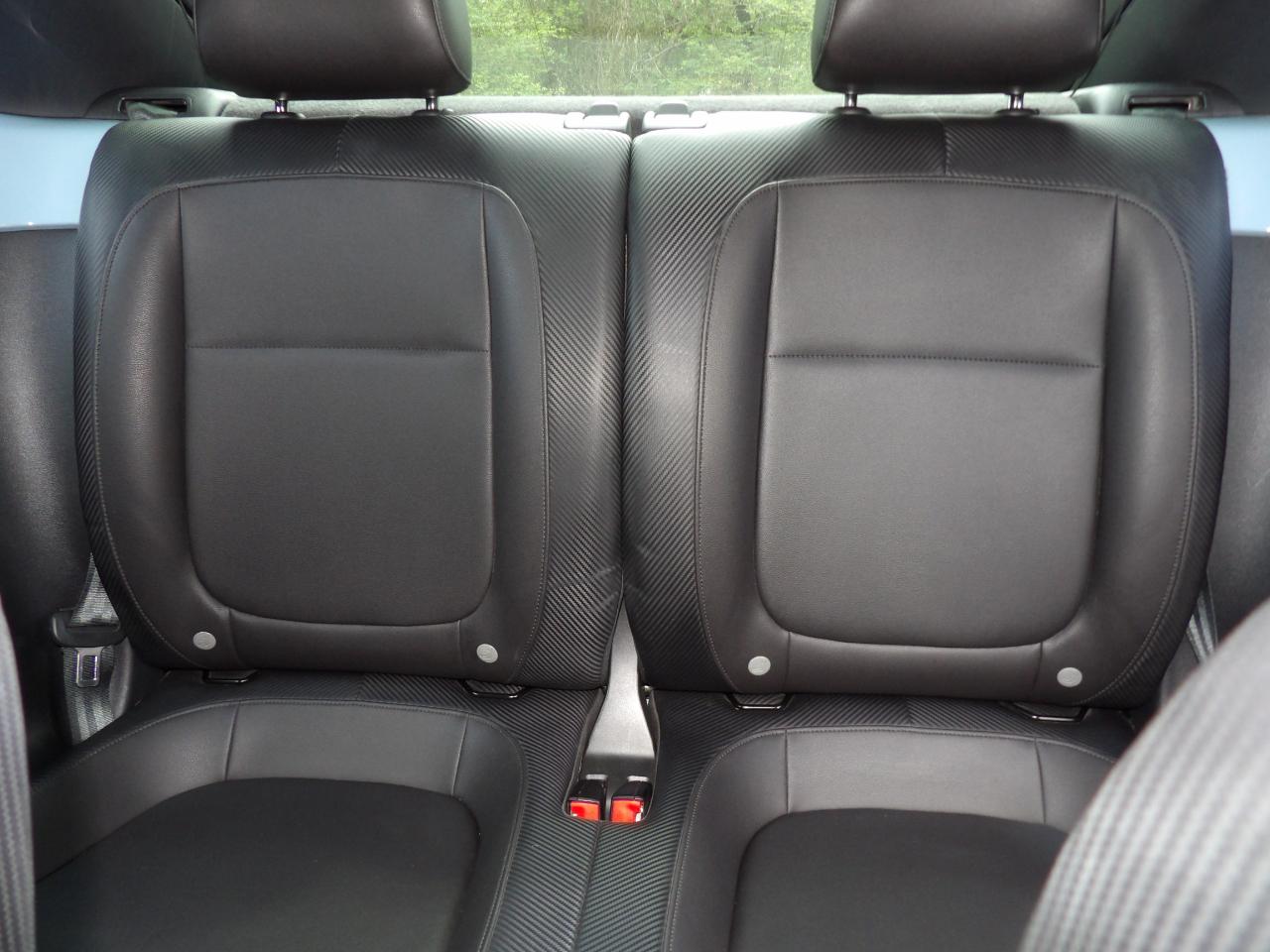 Volkswagen Beetle Coupe 2dr DSG 2.0L TDI 2013