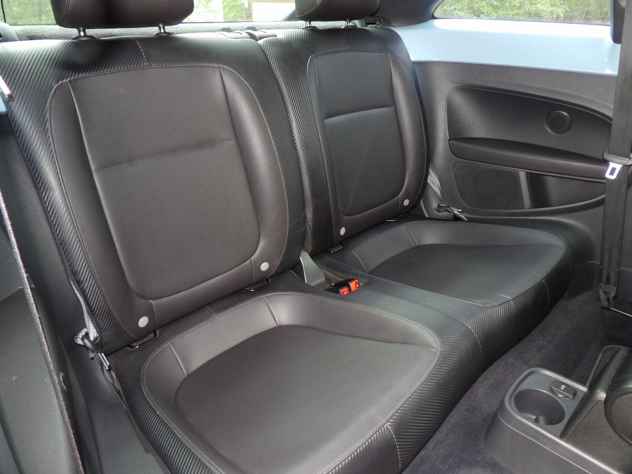 Volkswagen Beetle Coupe 2dr DSG 2.0L TDI 2013