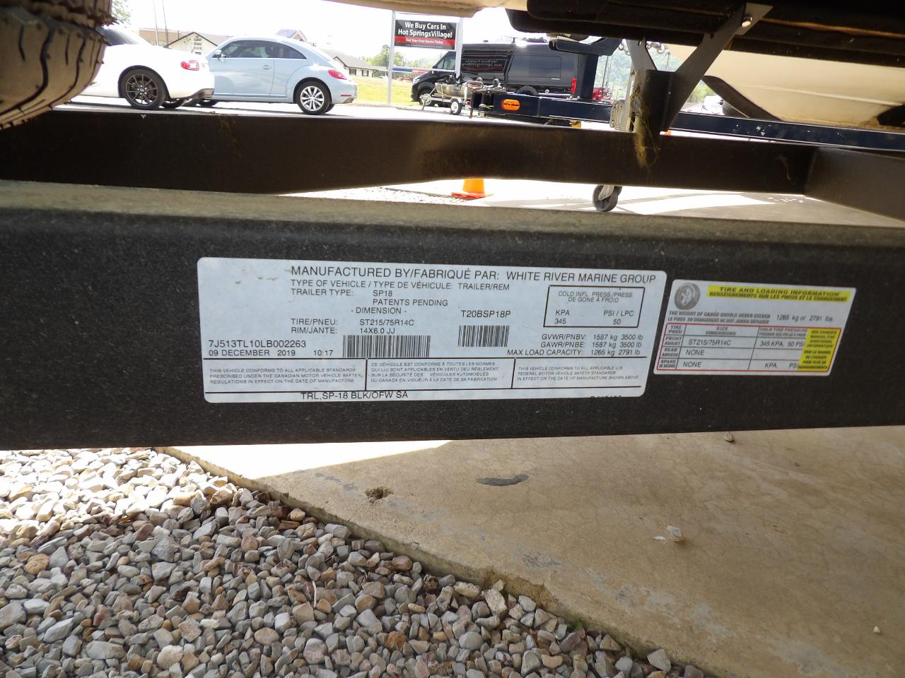 Sun Tracker Bass Buggy 18DLX  2020