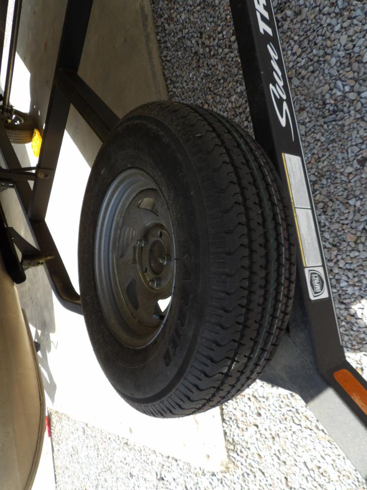 Sun Tracker Bass Buggy 18DLX  2020