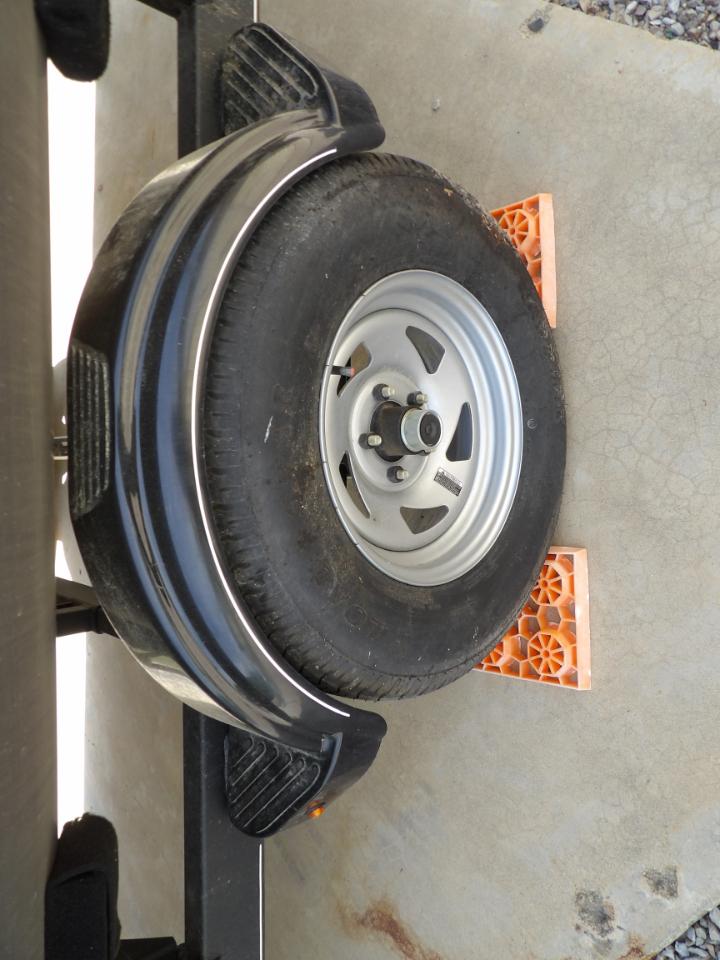 Sun Tracker Bass Buggy 18DLX  2020