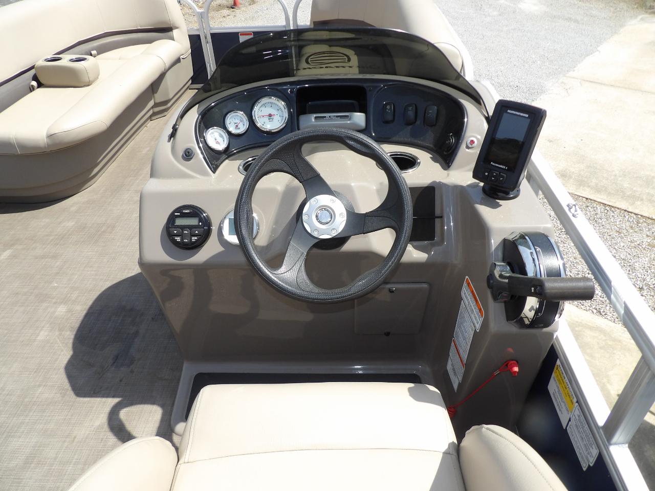 Sun Tracker Bass Buggy 18DLX  2020