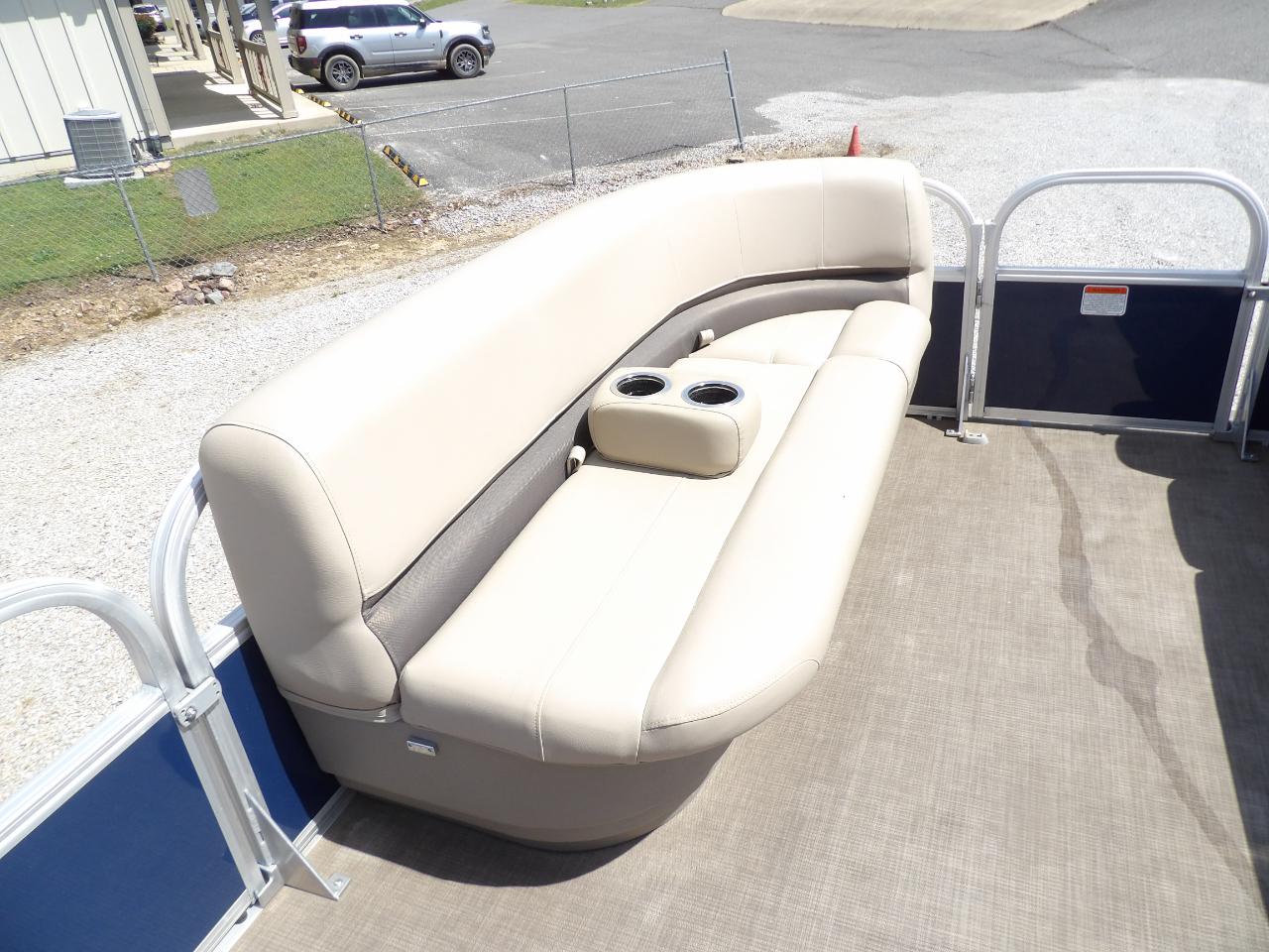 Sun Tracker Bass Buggy 18DLX  2020