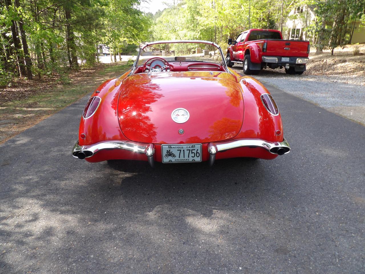Chevrolet Corvette 2D Convertible 1960