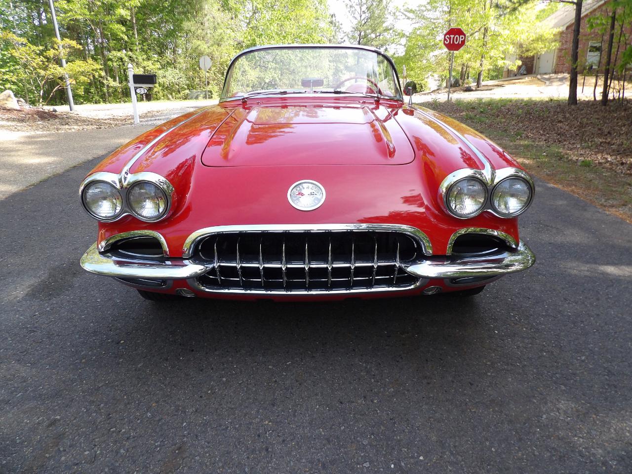 Chevrolet Corvette 2D Convertible 1960