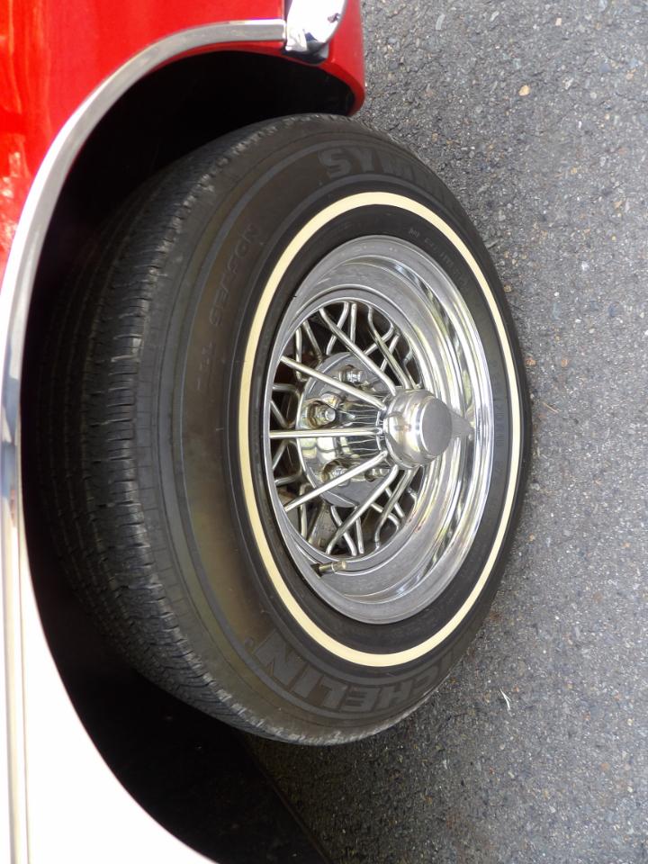 Chevrolet Corvette 2D Convertible 1960