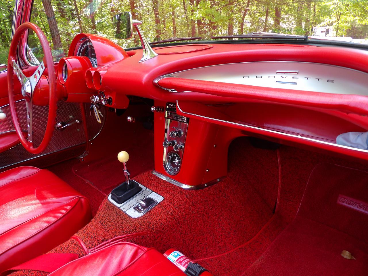 Chevrolet Corvette 2D Convertible 1960
