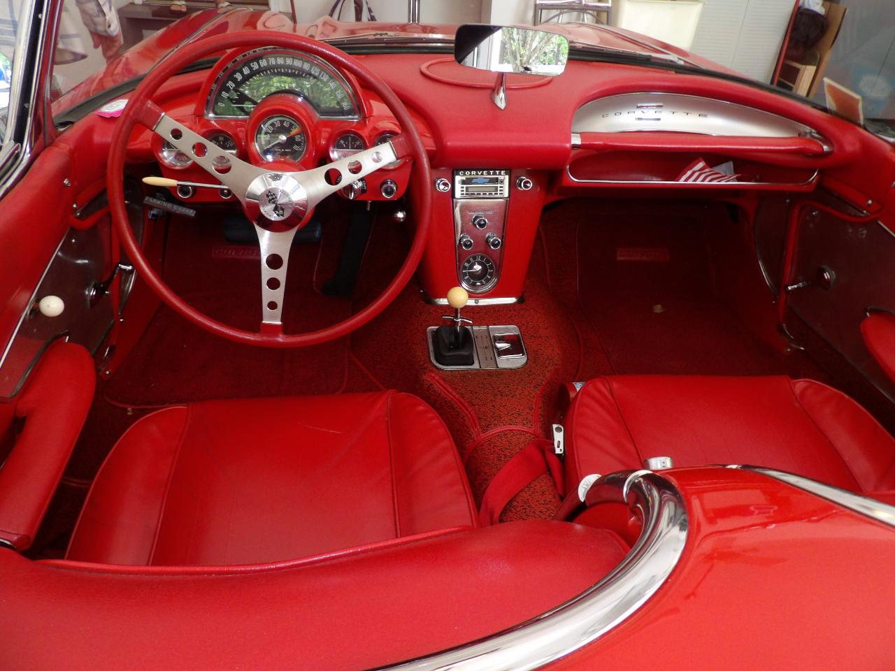 Chevrolet Corvette 2D Convertible 1960