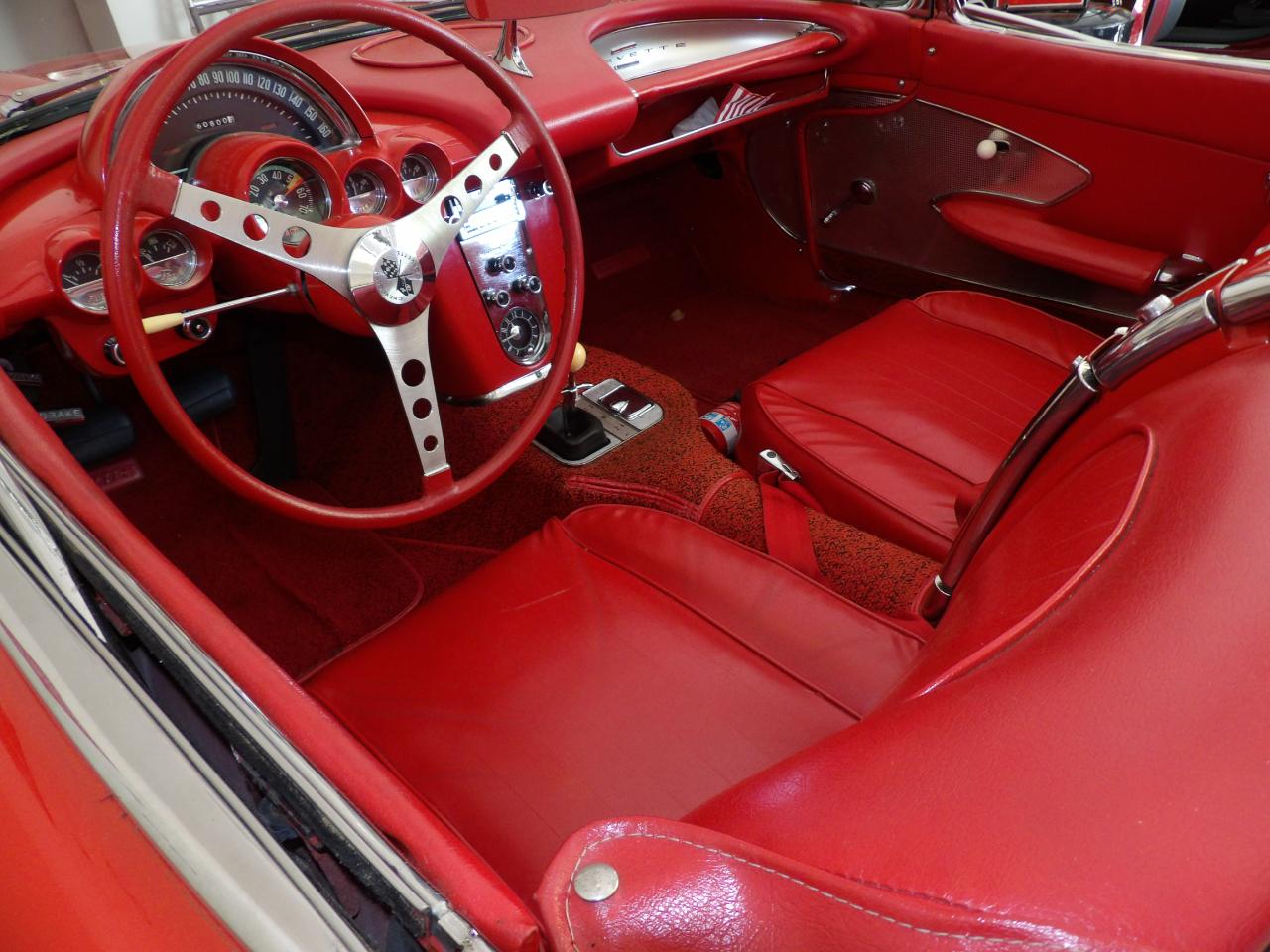 Chevrolet Corvette 2D Convertible 1960