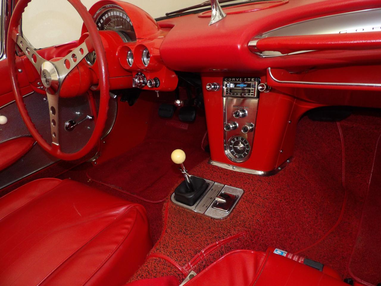 Chevrolet Corvette 2D Convertible 1960