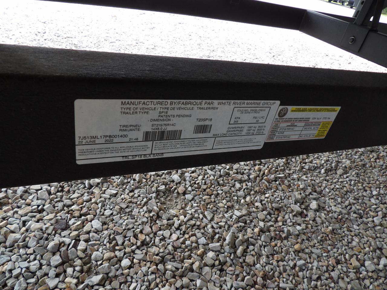 Sun Tracker Party Barge 18 DLX  2023