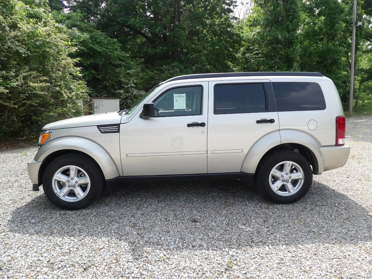Dodge Nitro 2WD 4dr SLT 2008