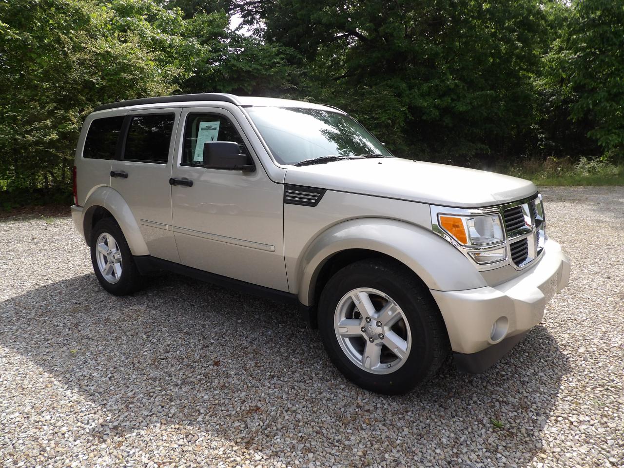 Dodge Nitro 2WD 4dr SLT 2008