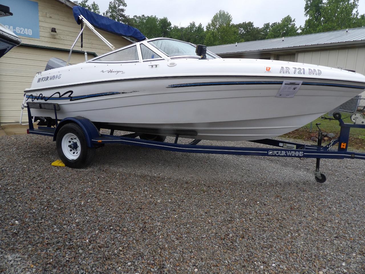 Four Winns 180 Horizon  1999
