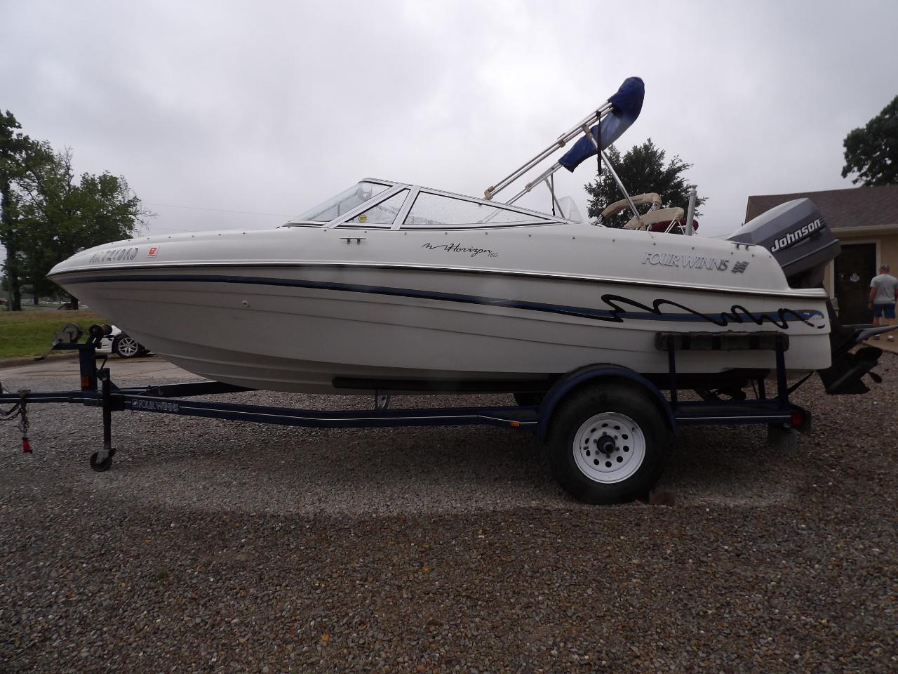 Four Winns 180 Horizon  1999