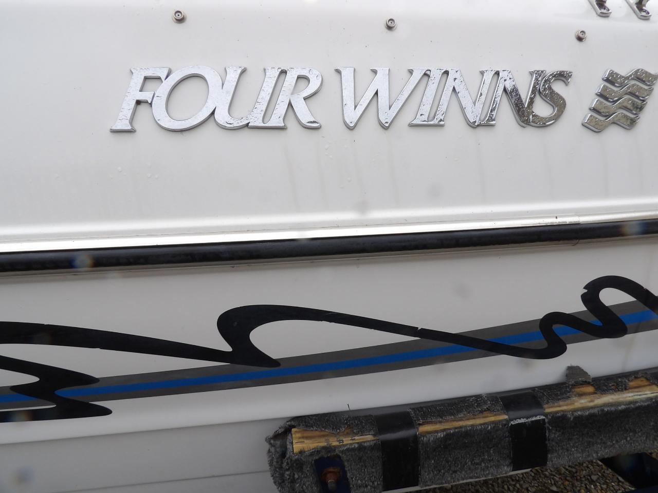 Four Winns 180 Horizon  1999