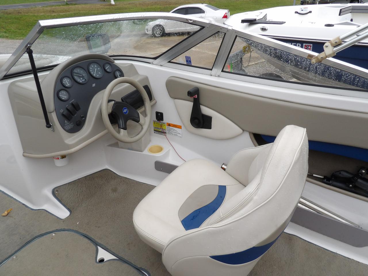 Four Winns 180 Horizon  1999