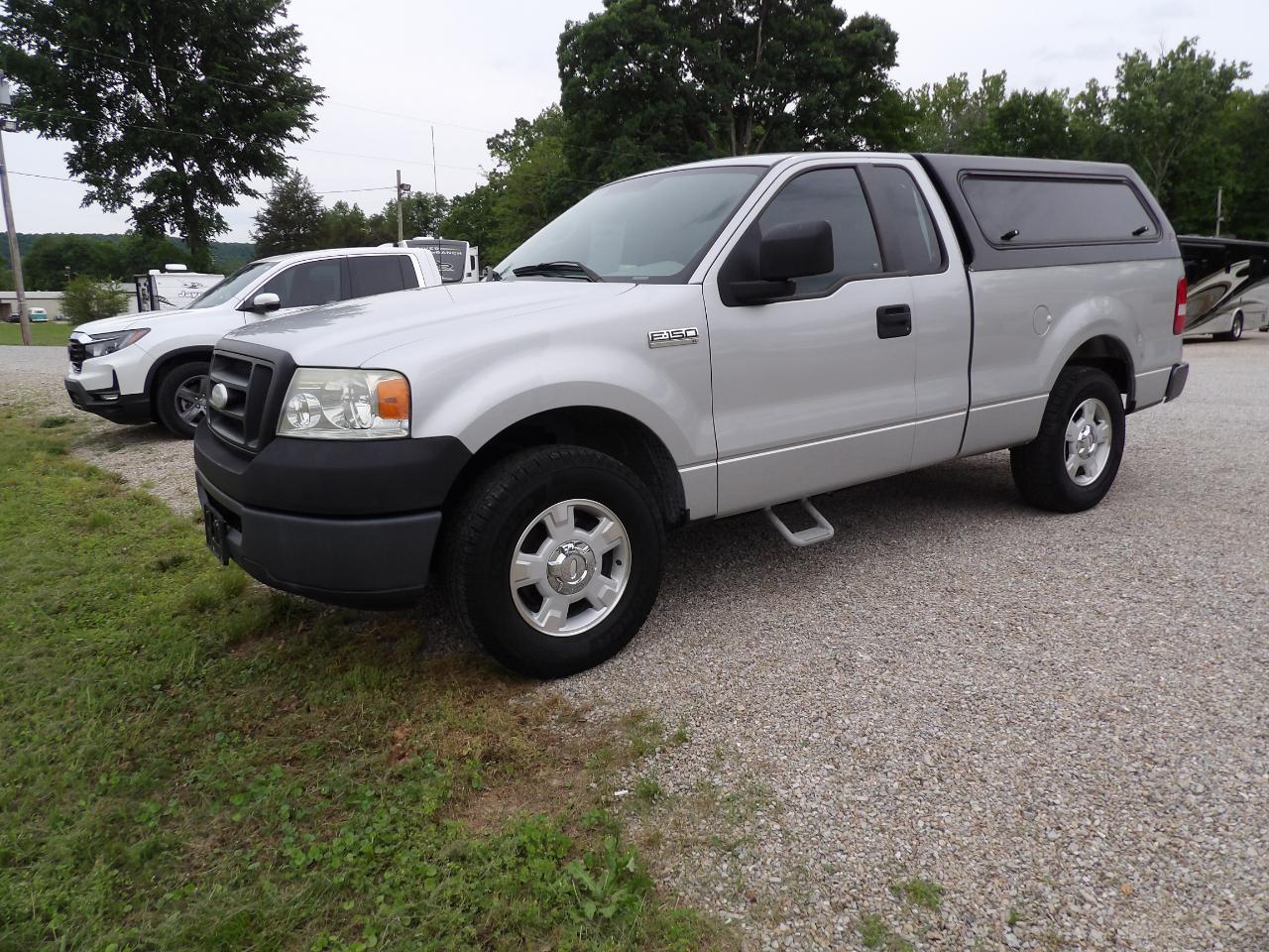 2007 Ford F-150 2WD Reg Cab 126" XL