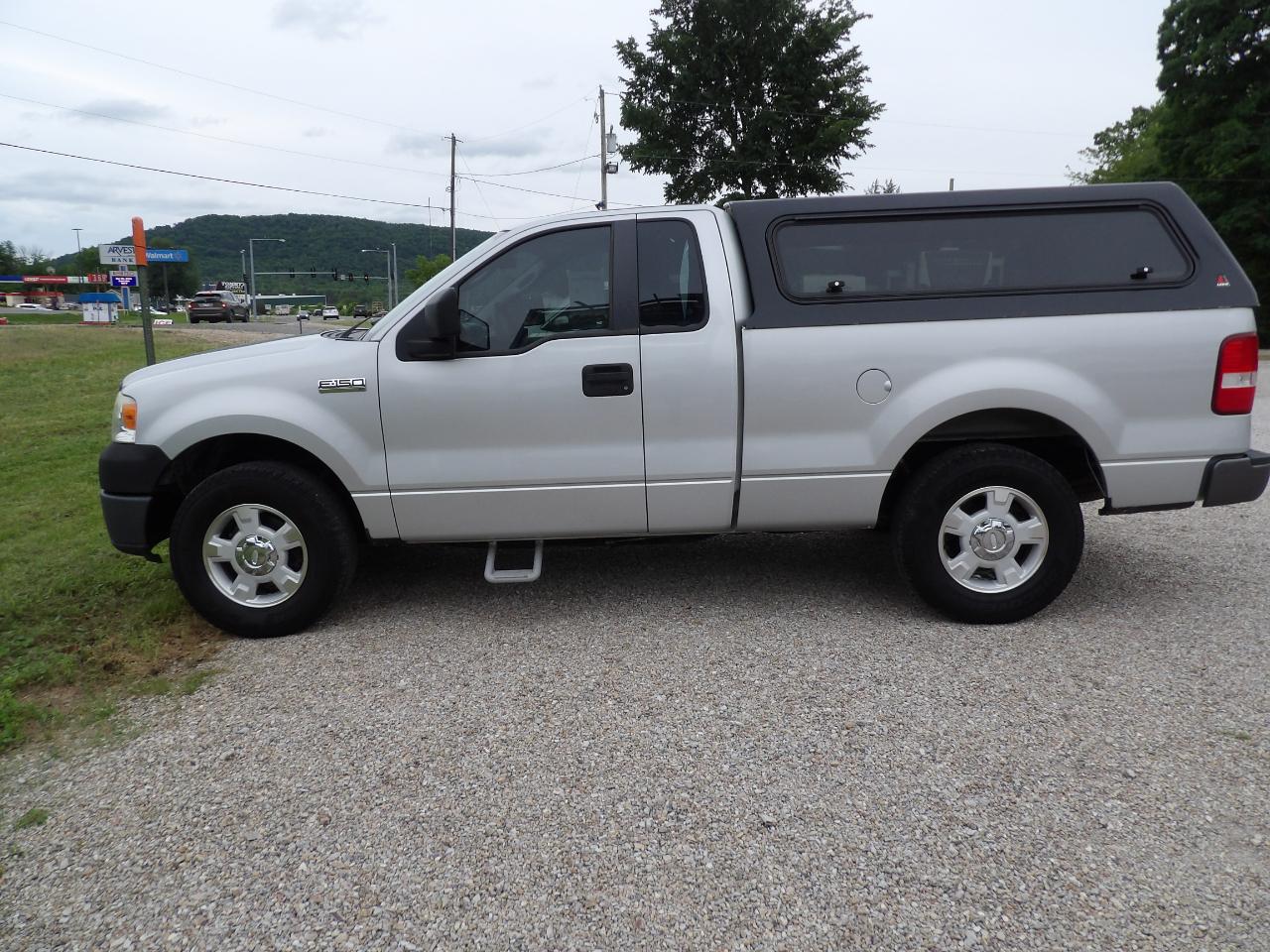 Ford F-150 2WD Reg Cab 126" XL 2007