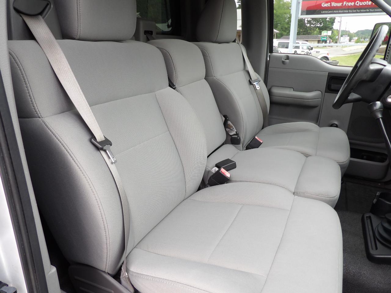 Ford F-150 2WD Reg Cab 126" XL 2007