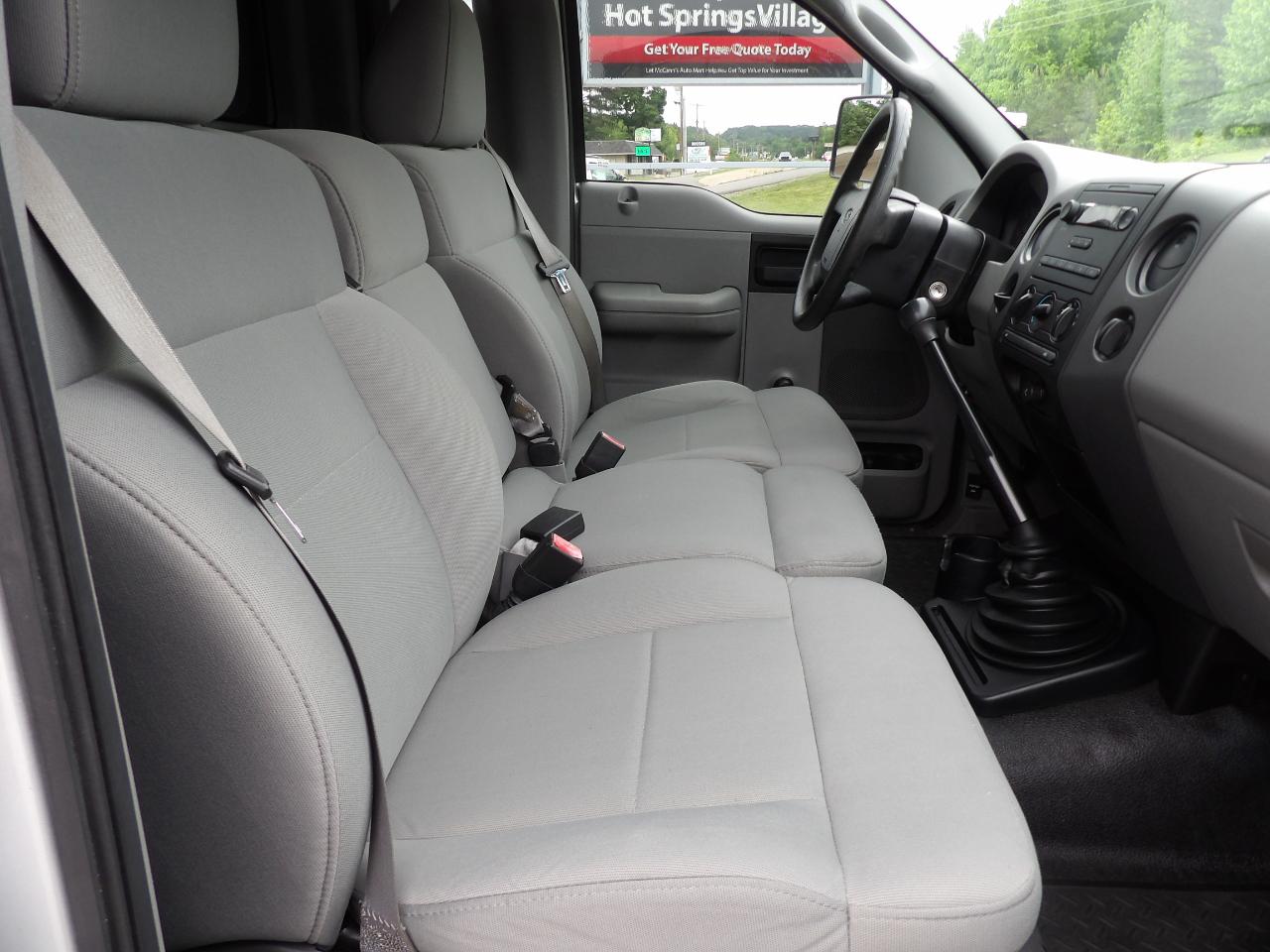 Ford F-150 2WD Reg Cab 126" XL 2007