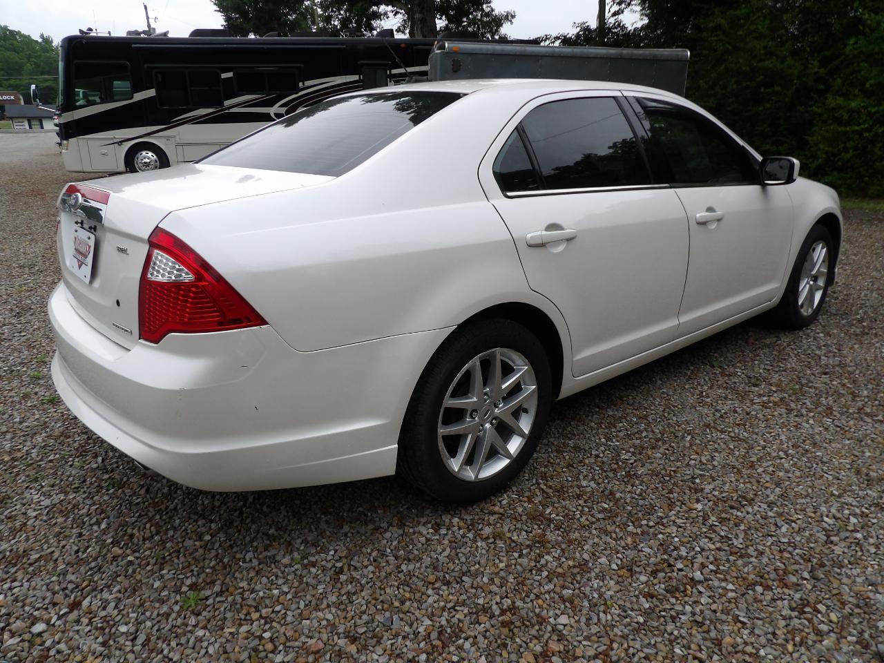 Ford Fusion 4dr Sdn SEL FWD 2011