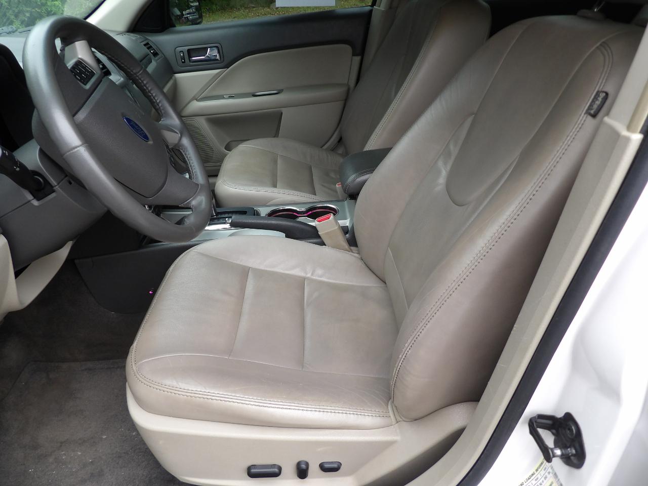 Ford Fusion 4dr Sdn SEL FWD 2011